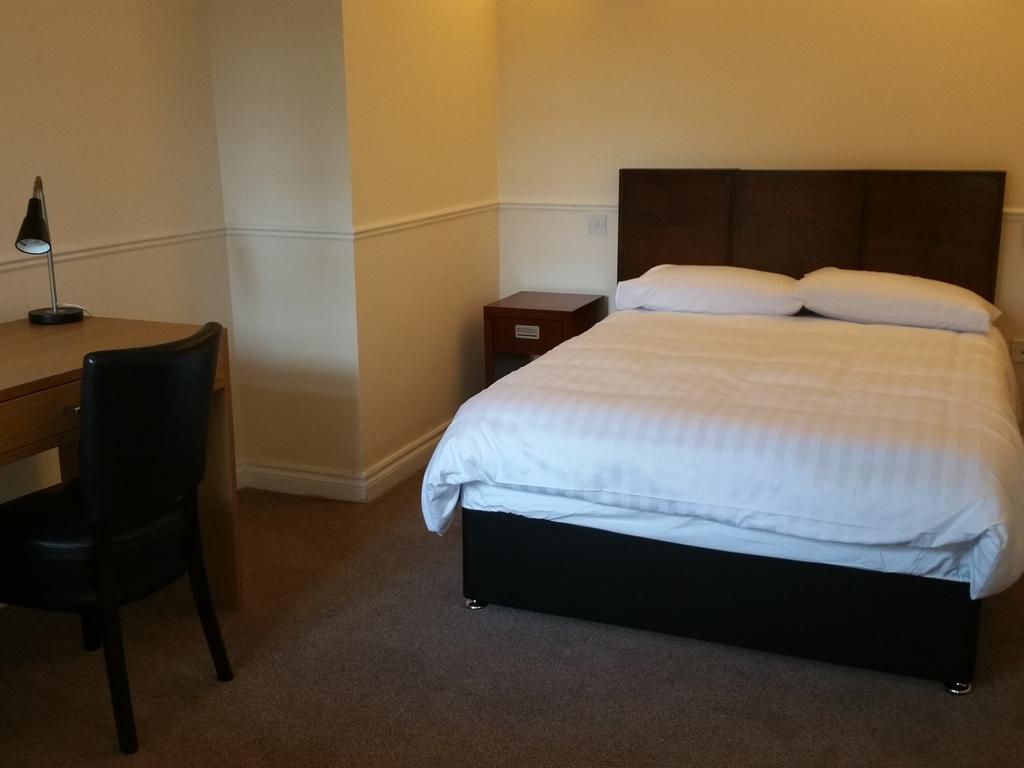 Charlotte Rooms Карлоу Екстериор снимка