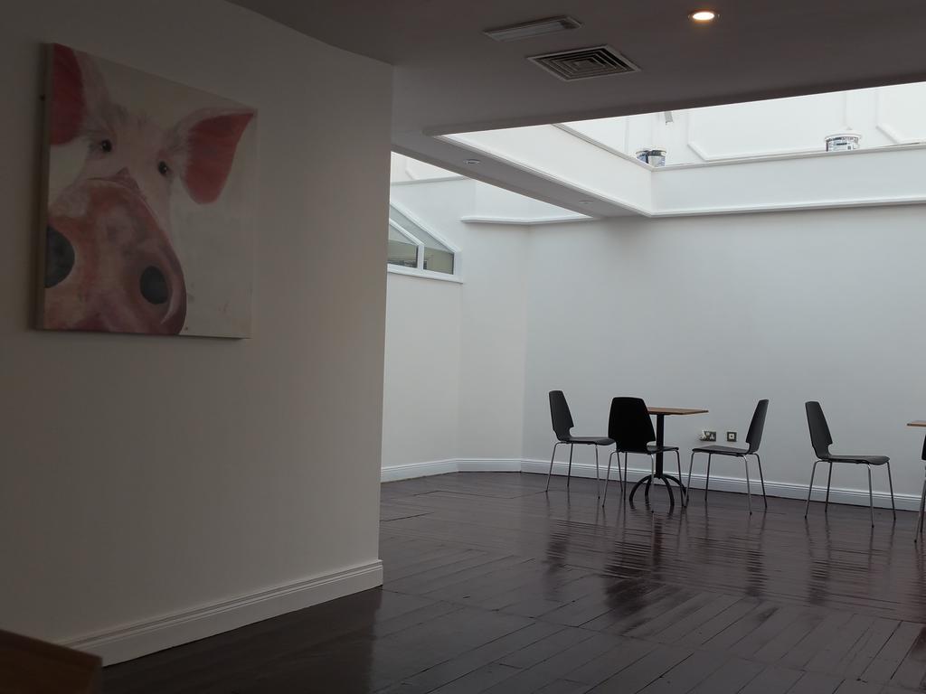 Charlotte Rooms Карлоу Екстериор снимка